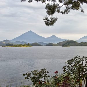 LAKE MUTANDA